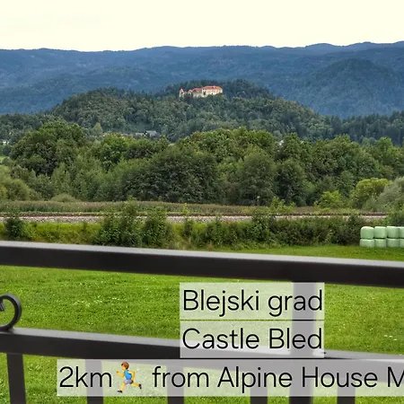 Alpine House Mina - & 布莱德