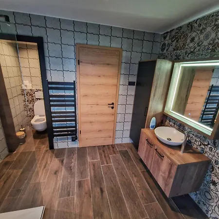 Alpine House Mina - & 3* Bled