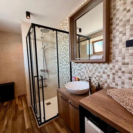Alpine House Mina - & 3* Bled