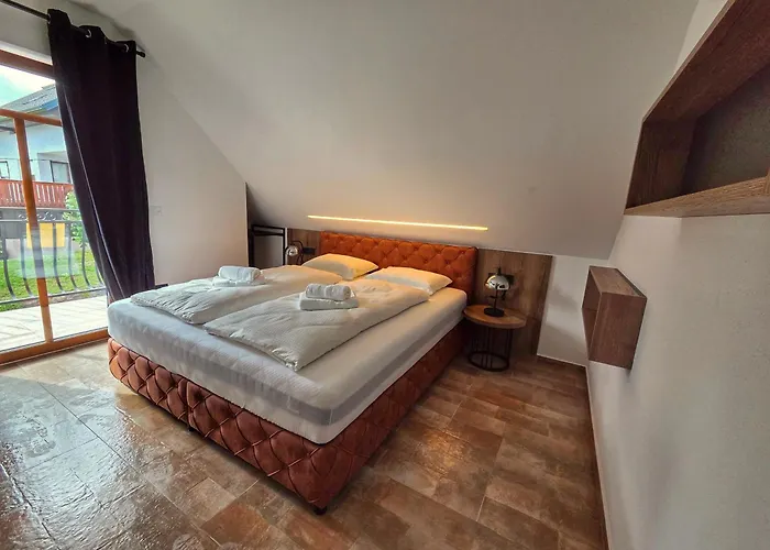 Casa de hóspedes Alpine House Mina - &